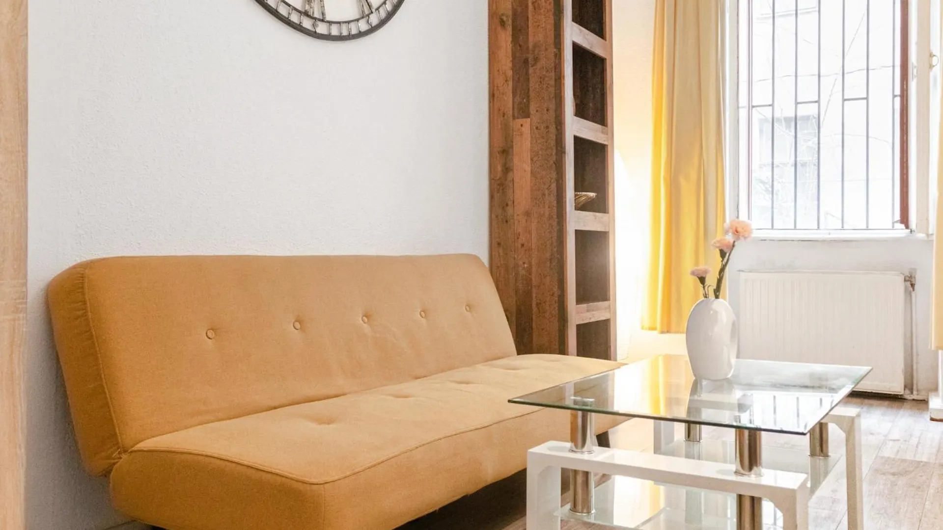 Spacious 1Br Apt, Wifi & Tv, With A Great Location Vienne 0*,  Autriche
