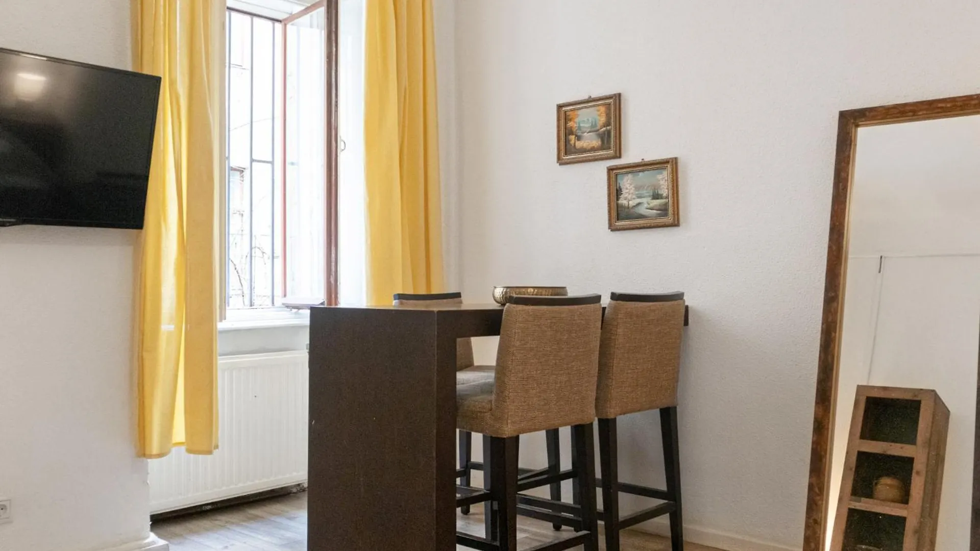 Spacious 1Br Apt, Wifi & Tv, With A Great Location Vienna Austria
