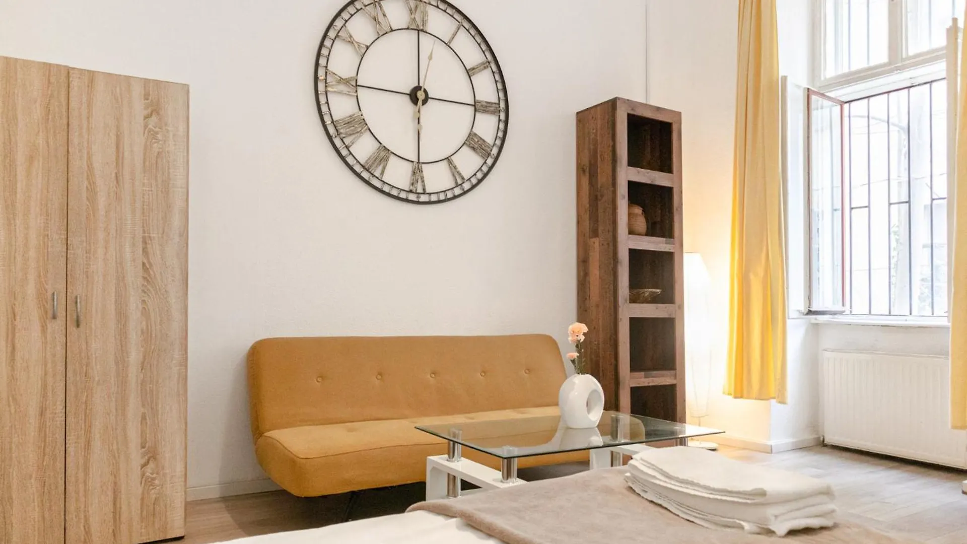 Spacious 1Br Apt, Wifi & Tv, With A Great Location Vienna 0*,  Austria