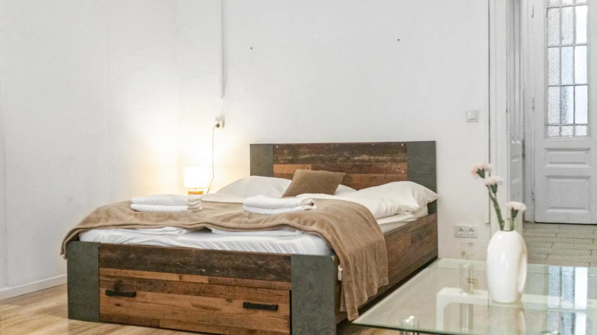 Spacious 1Br Apt, Wifi & Tv, With A Great Location Vienna